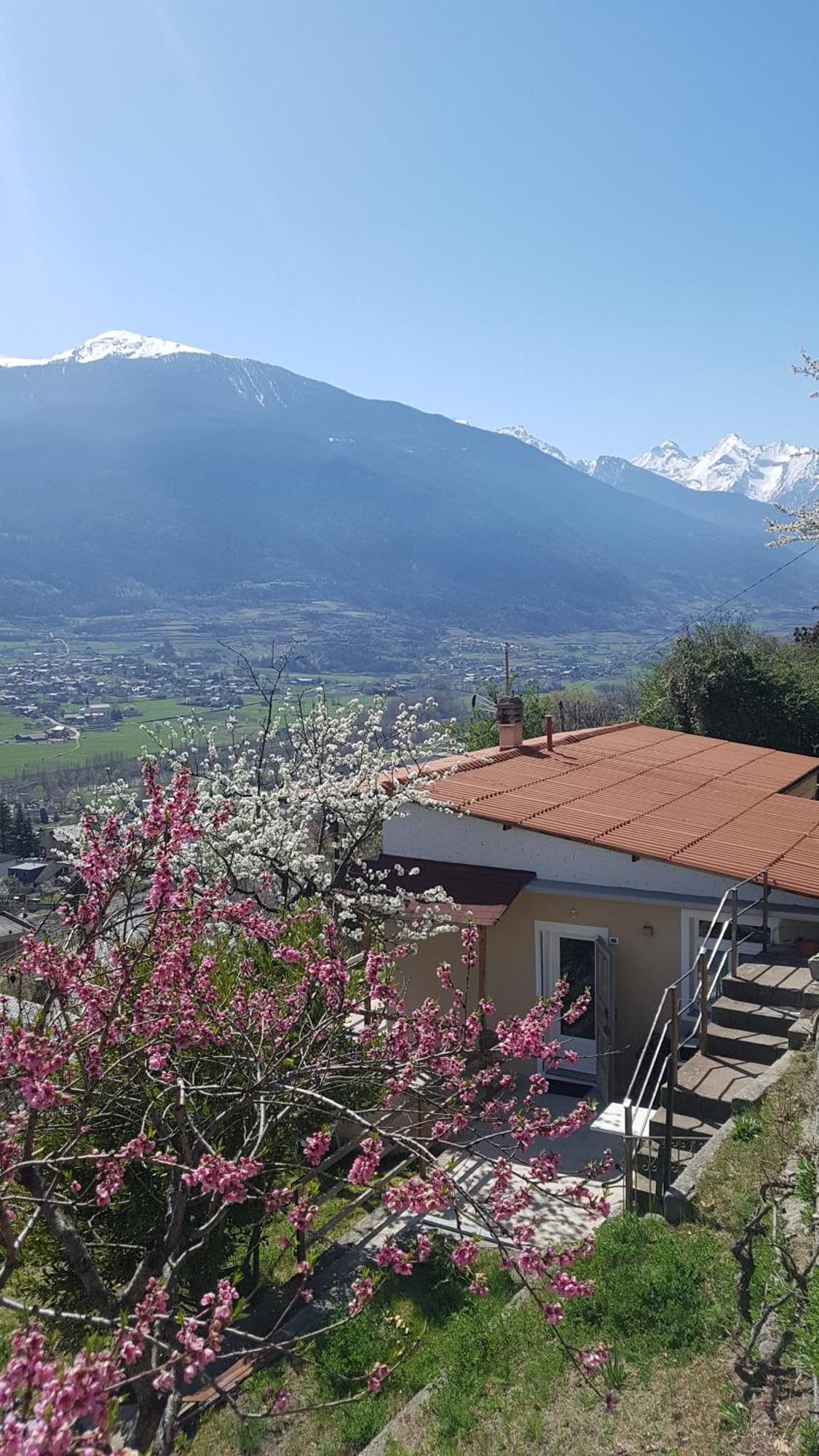 Casa Le Vignole - Aosta Exterior foto